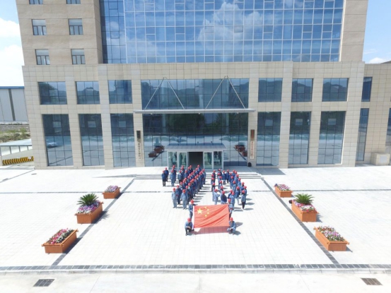 &ldquo;我與祖國共奮進(jìn)――國旗下的演講&rdquo;特別主題團(tuán)日活動