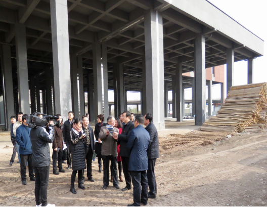 省委常委、西寧市委書記王曉一行來青海物產朝陽物流園區調研