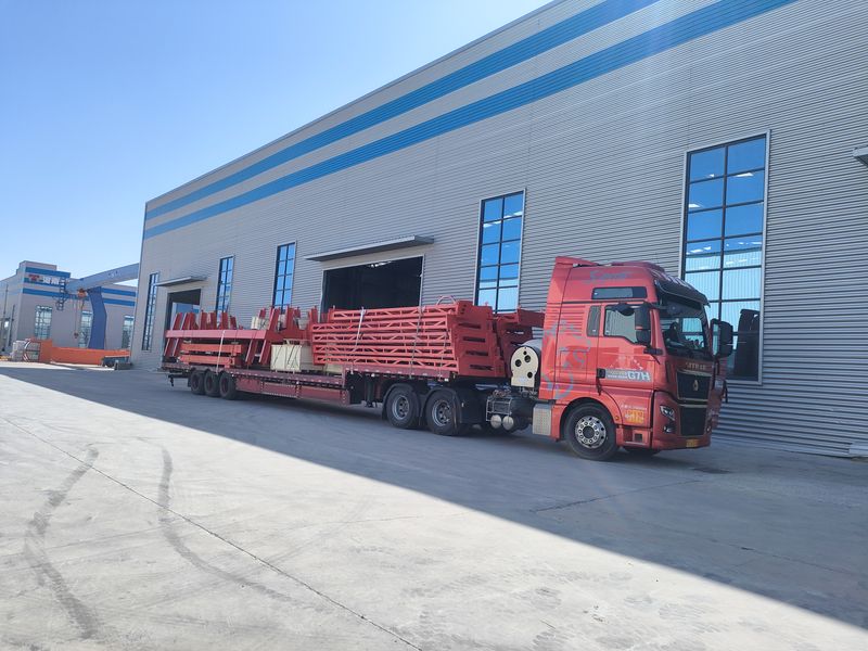 電動葫蘆門式起重機 4臺 MHxh10t—8m    2臺 MHxh5t—8m      2臺 制作完成，出口哈薩克斯坦交付客戶使用