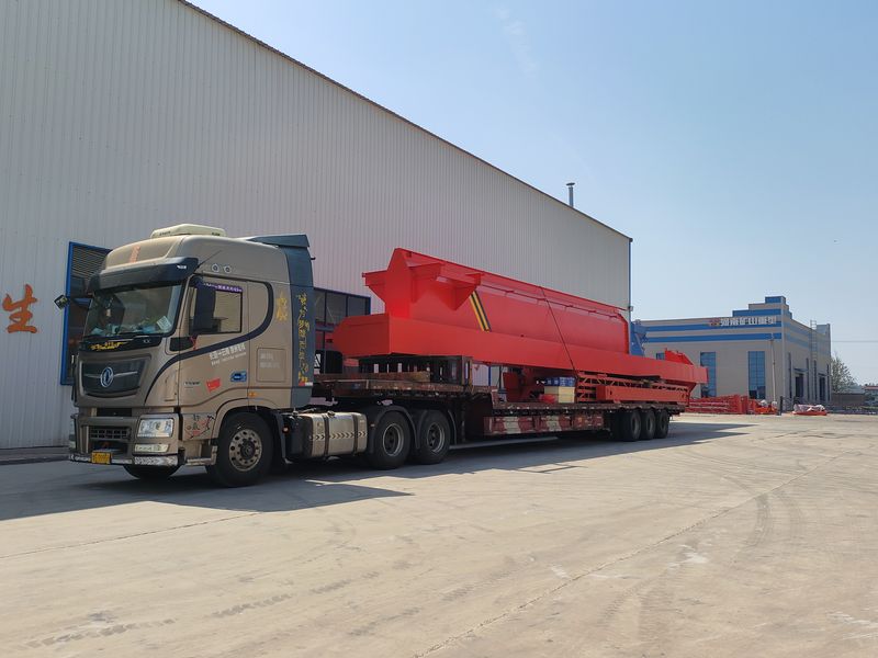 電動葫蘆門式起重機 MHxh16t—32m 制作完成，發往新疆交付客戶使用。